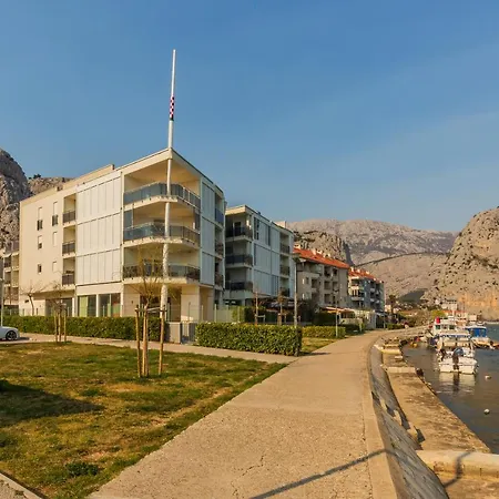 Luxury * Omiš